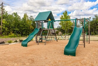 Gibbs Farm Townhomes in Wellford, SC - Foto de edificio - Building Photo