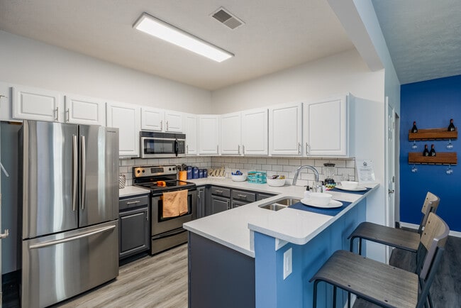 University Village at Slippery Rock in Slippery Rock, PA - Building Photo - Interior Photo