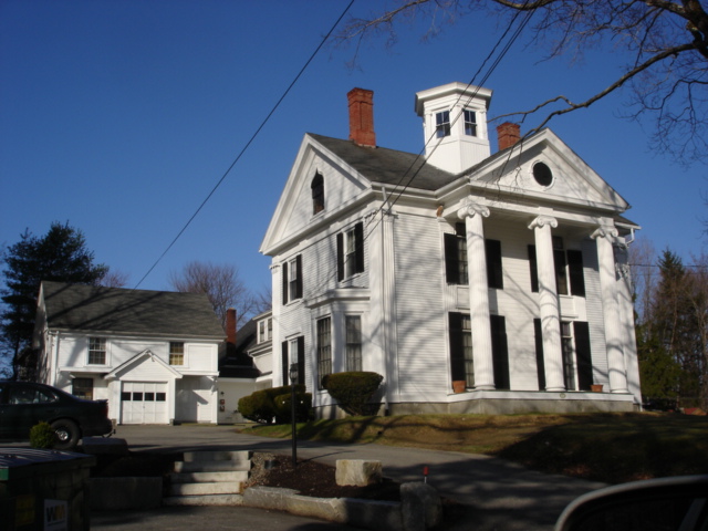 49 Pleasant St in Gardiner, ME - Building Photo - Building Photo