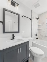 213 E Syracuse Ave in Wildwood Crest, NJ - Building Photo - Building Photo