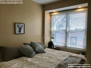 356 Dorchester St, Unit 10 in Boston, MA - Building Photo - Building Photo