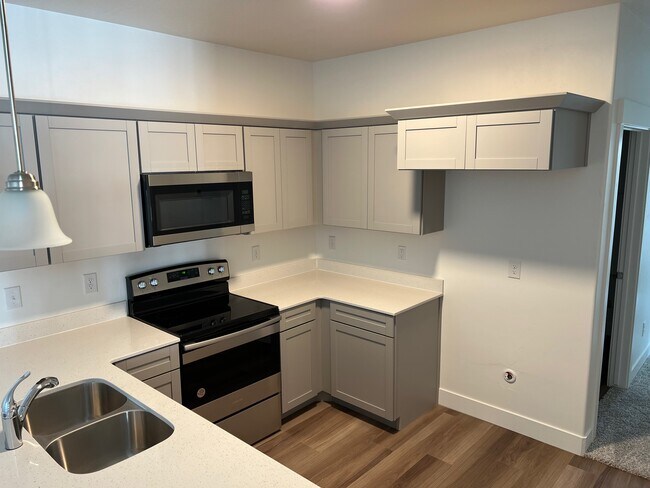 3761 W 1480 N, Unit L203 photo'