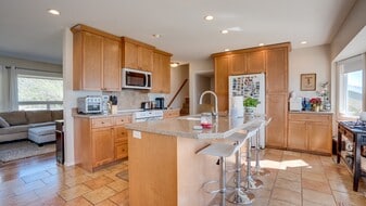 7084 Appaloosa Way in Vernon, BC - Building Photo