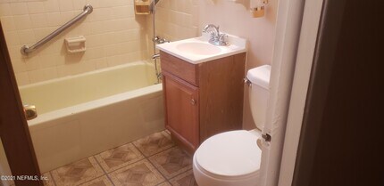 2546 W 28th St in Jacksonville, FL - Building Photo - Building Photo