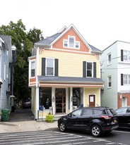 23 Parkway in Katonah, NY - Building Photo