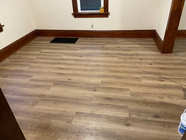 220 Pokona Ave in Stroudsburg, PA - Building Photo - Building Photo