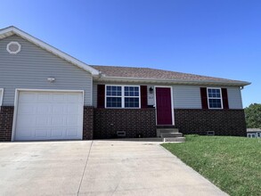 2017 W 26th St in Joplin, MO - Building Photo - Building Photo