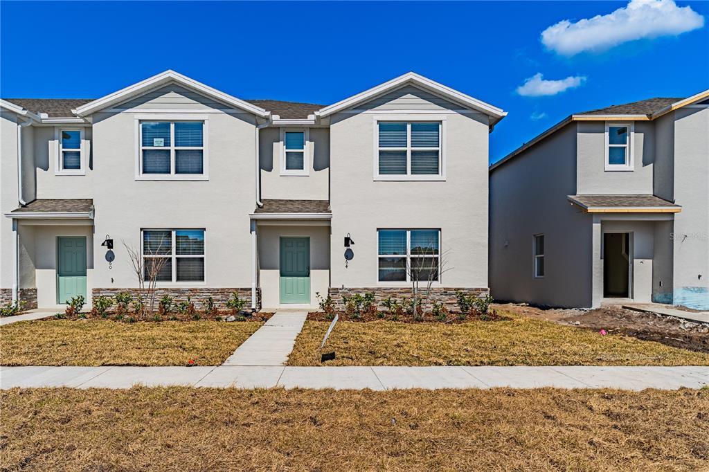 564 Preston Cv Dr in St. Cloud, FL - Building Photo