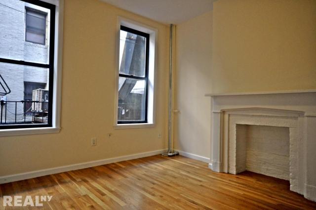 1273 3rd Ave in New York, NY - Building Photo