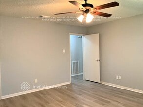 2306 Cambridge Ct N in League City, TX - Foto de edificio - Building Photo