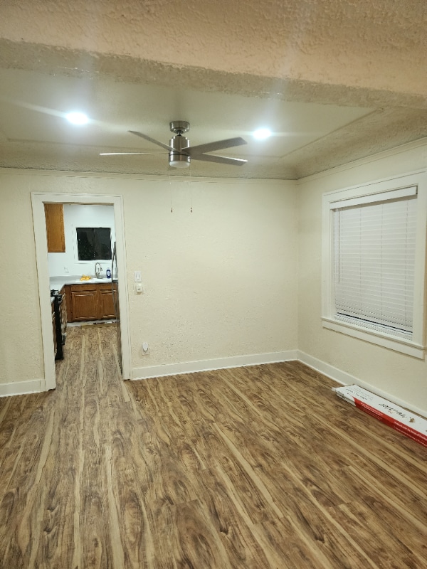 5686 Olive Ave in Long Beach, CA - Building Photo - Building Photo