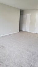 460 Old Town Rd in Port Jefferson Station, NY - Building Photo - Building Photo