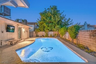3445 E Toquima Cir in Las Vegas, NV - Building Photo - Building Photo