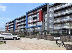 5486-199A 199a St in Langley, BC - Building Photo