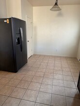 2926 Meadowglen Crest in Houston, TX - Building Photo - Building Photo