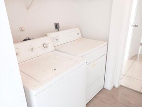 706 9th St in West Palm Beach, FL - Building Photo - Building Photo