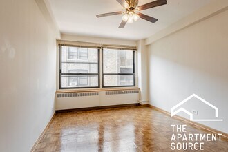 4180 N Marine Dr, Unit 311 in Chicago, IL - Foto de edificio - Building Photo