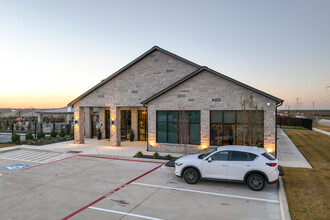 The Park at Heritage Hills in Venus, TX - Foto de edificio - Building Photo
