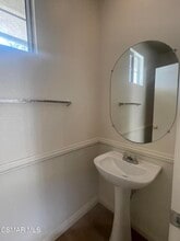 1986 Crowne Oak Ln in Simi Valley, CA - Building Photo - Building Photo