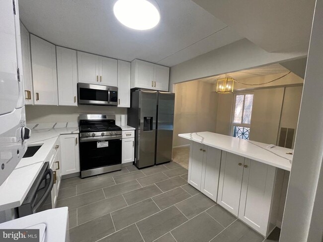 11837 Shire Ct