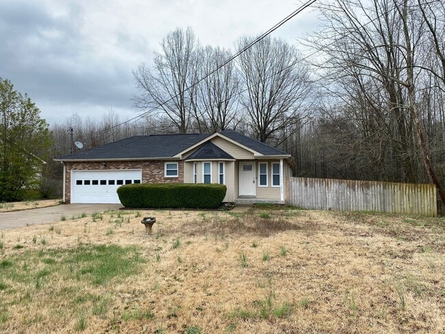 1373 N Liberty Church Rd in Clarksville, TN - Building Photo - Building Photo