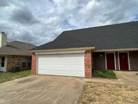 7605 April Ct in North Richland Hills, TX - Building Photo - Building Photo