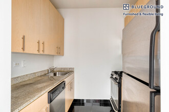 90 Washington St, Unit FL16-ID1089 in New York, NY - Building Photo - Building Photo