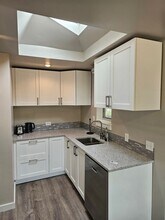 12119 4th Ave SW in Seattle, WA - Building Photo - Building Photo