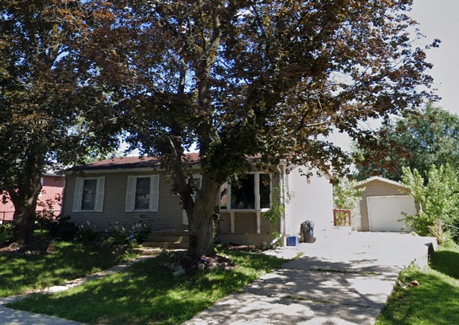 property at 3327 Idlewood Terrace