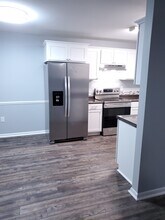 3309 Bridges St, Unit 13 in Morehead City, NC - Foto de edificio - Building Photo