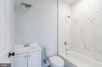 5534 Woodland Ave photo'
