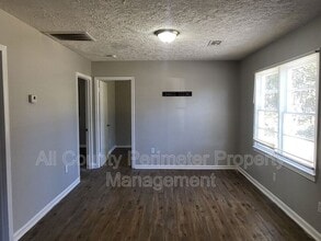 5761 Deborah Dr in Macon, GA - Building Photo - Building Photo