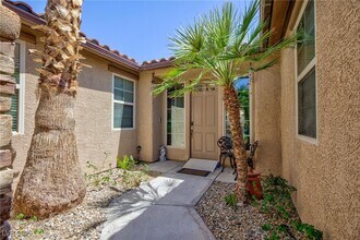 7609 Slide Rock Ave in Las Vegas, NV - Building Photo - Building Photo