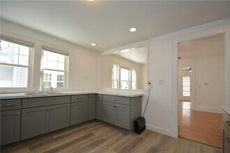 34 Terrace Park in Rochester, NY - Building Photo - Building Photo