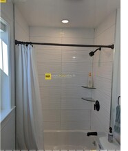 200 Everett St, Unit 3 in Boston, MA - Building Photo - Building Photo