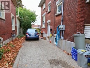 22 St Leger St in Kitchener, ON - Building Photo - Building Photo