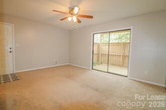 1645 Cedarview Ct in Rock Hill, SC - Foto de edificio - Building Photo