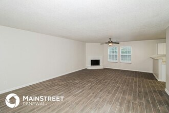 10071 Branley Oak Dr in Cordova, TN - Building Photo - Building Photo