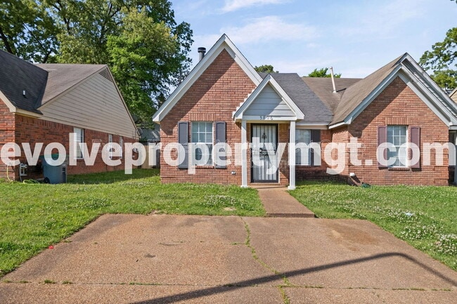 5806 Ashridge Pl in Memphis, TN - Building Photo - Building Photo