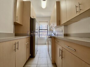 12 Pinehurst Ave in New York, NY - Building Photo - Building Photo