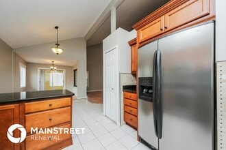 857 Heather Glen Cir in Lake Mary, FL - Foto de edificio - Building Photo