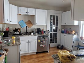 6 Westminster St, Unit 2 in Somerville, MA - Building Photo