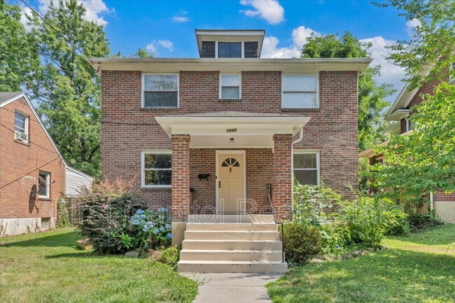 property at 1228 Wasena Ave SW