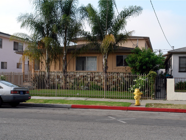 4048 W 139th St in Hawthorne, CA - Foto de edificio - Building Photo