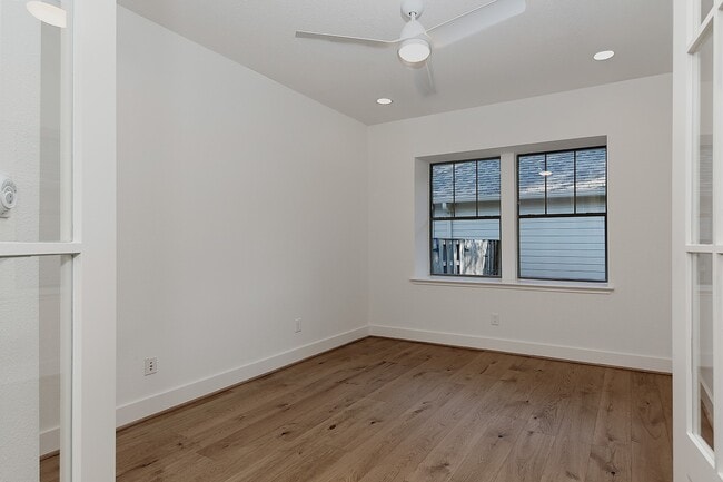 property at 118 Douvaine Ct