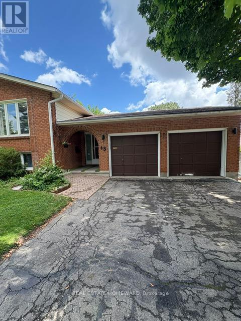 48 Cavalier Pl in Waterloo, ON - Building Photo