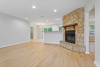 340 Audubon Dr in Mandeville, LA - Building Photo - Building Photo