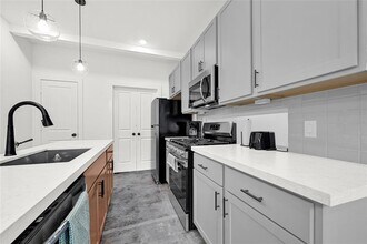124 Edgewood St in Houston, TX - Building Photo - Building Photo