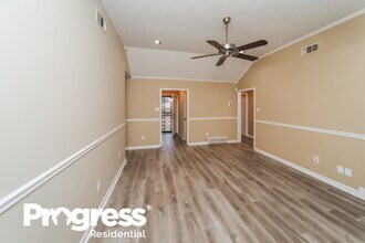 5689 Riverhead Ave in Memphis, TN - Building Photo - Building Photo