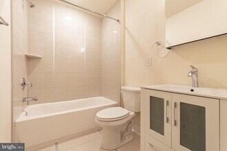 1430 South St in Philadelphia, PA - Building Photo - Building Photo